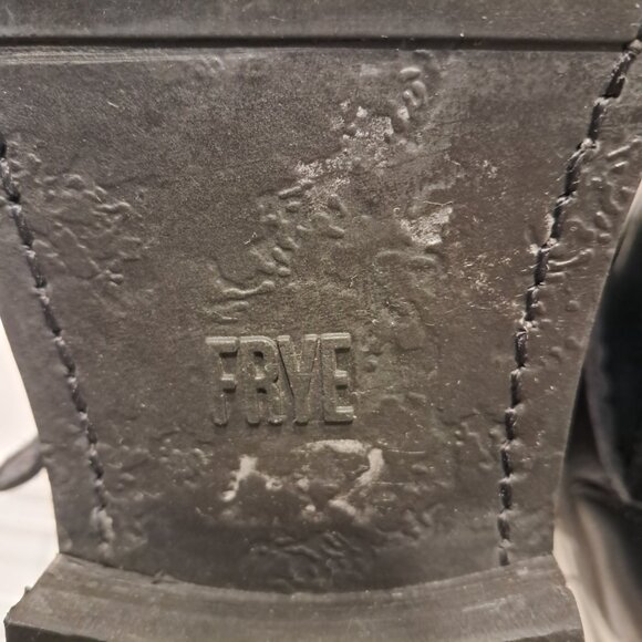 FRYE Women’s Black Leather Veronica Bootie - Picture 5 of 9